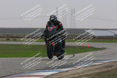 media/Nov-30-2025-TrackDaz (Sun) [[d8b22663df]]/A Group/Session 4 (Wheelie Bump)/